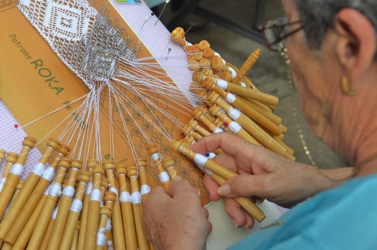 GRUP DE PUNTAIRES “LA CUMPRATIVA”